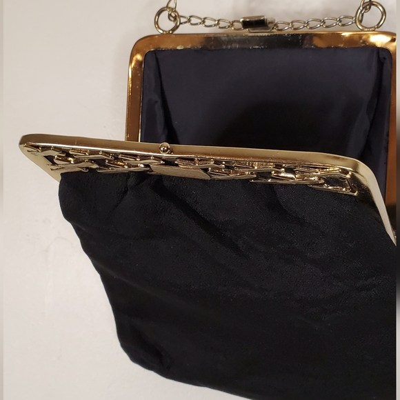 Black Magic Vintage Clasp Purse with Metal Details - Picture 8 of 13